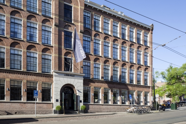 Sir Albert Hotel